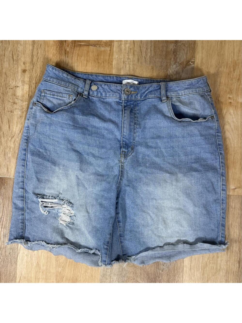 Forever 21 Blue Denim Cargo Shorts – Size 16